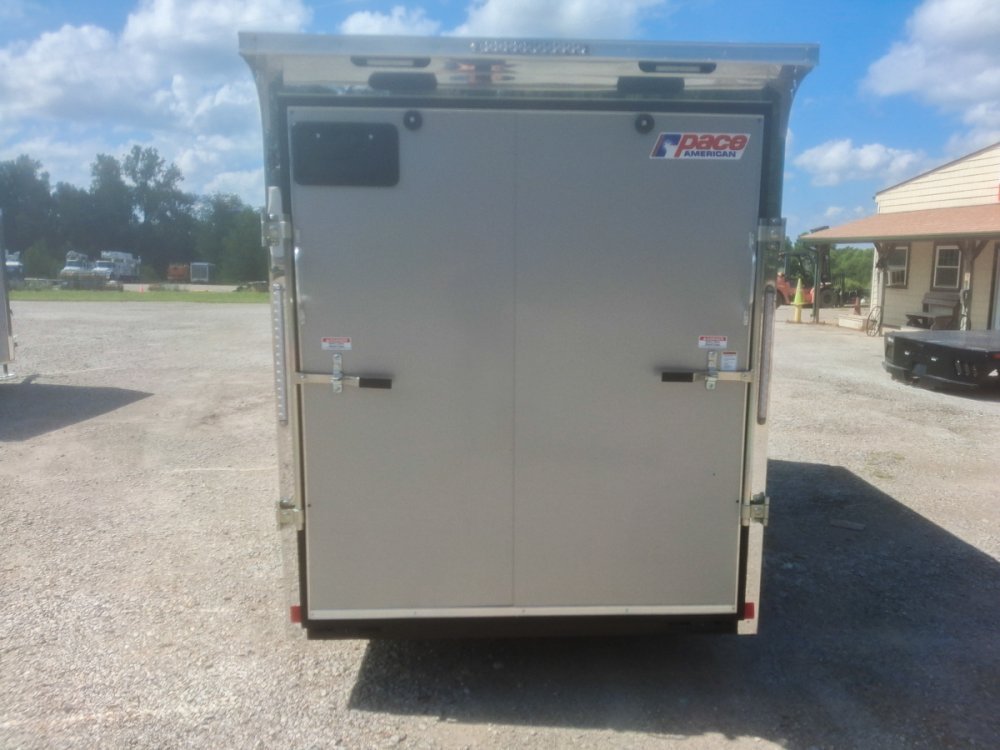 6 x 12 DX 3K Flat Top V Nose Enclosed (1) - 3500 lb Axle 155321