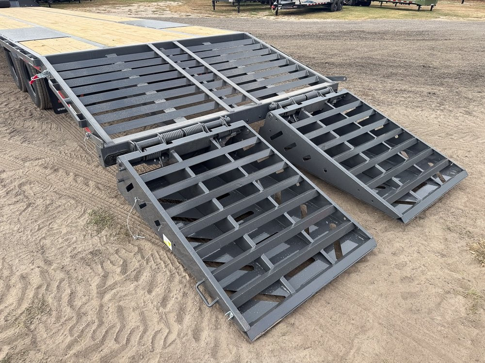 40' FHZ Gooseneck Deckover (2) 12K Axles Mega Ramps 25.9 GVWR 13079 - Stryker Dealership Group
