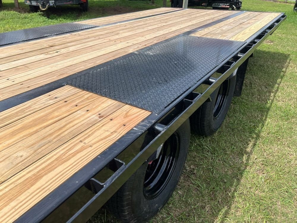 40' FHZ Gooseneck Deckover (2) 12K Axles Straight Deck 25.9 GVWR 13437 - Stryker Dealership Group