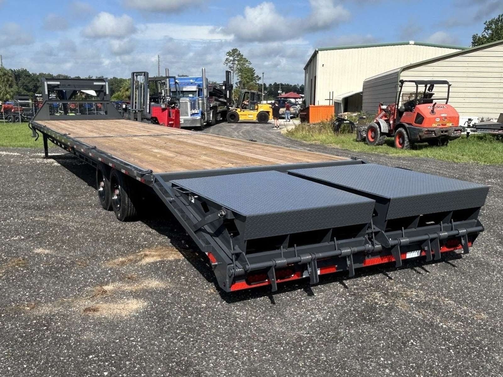 40' FS Gooseneck - Mega Ramps 2 - 8k Axles FS40GN8KGRYMR - Stryker Dealership Group