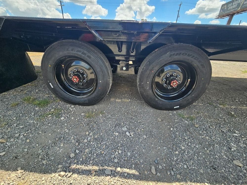40' Hotshot Elite Gooseneck SD 10k Axles - Derated 12k GVWR - 18ply Tires & Spare & 10' Aluminum Ram 2565 - Stryker Dealership Group