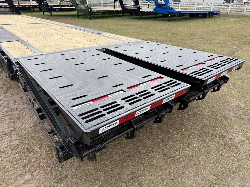 40' Stryker Gooseneck Hotshot Non-CDL Deckover Trailer Mega Ramps - (2) 7K Axles 004494 - Stryker Dealership Group
