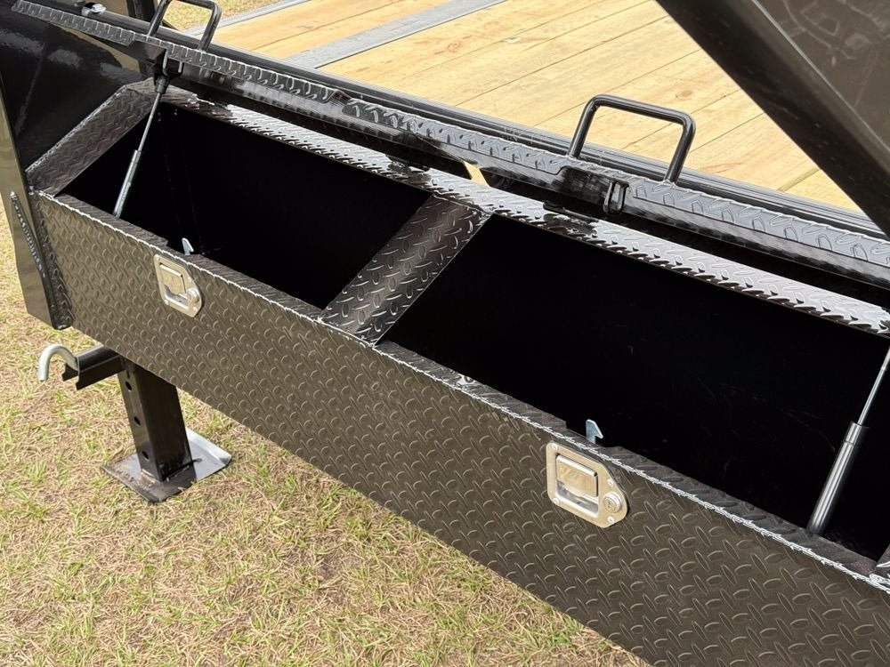 40' Stryker Gooseneck Hotshot Non-CDL Deckover Trailer Mega Ramps - (2) 8K Axles 639 - Stryker Dealership Group