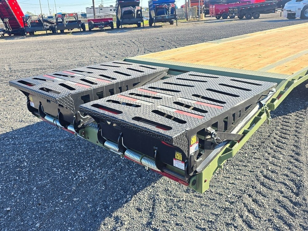 40' DKO Gooseneck Deckover 35' + 5' Mega Ramps (2) 8K Axles - Hotshot Non-CDL/DO 8K MR - Stryker Dealership Group