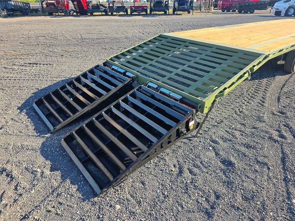 40' DKO Gooseneck Deckover 35' + 5' Mega Ramps (2) 8K Axles - Hotshot Non-CDL/DO 8K MR - Stryker Dealership Group