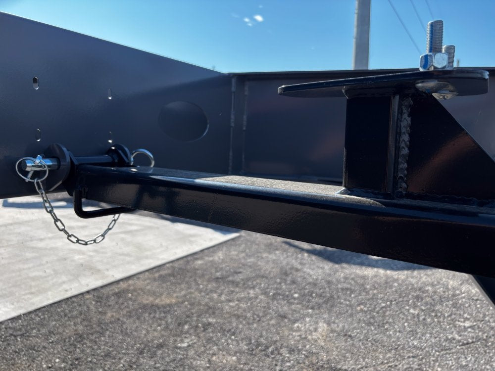 40' Dura-Haul DKO Gooseneck Hotshot Non-CDL Deckover Trailer Mega Ramps - (2) 8K Axles - Hotshot Non-CDL - DO 8K MR - Stryker Dealership Group