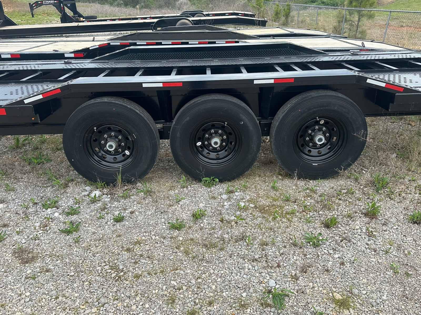 40' Equipment Trailer Gooseneck 21k Drive Over Fenders 014868 - Equipment Trailers - Stryker Dealership Group