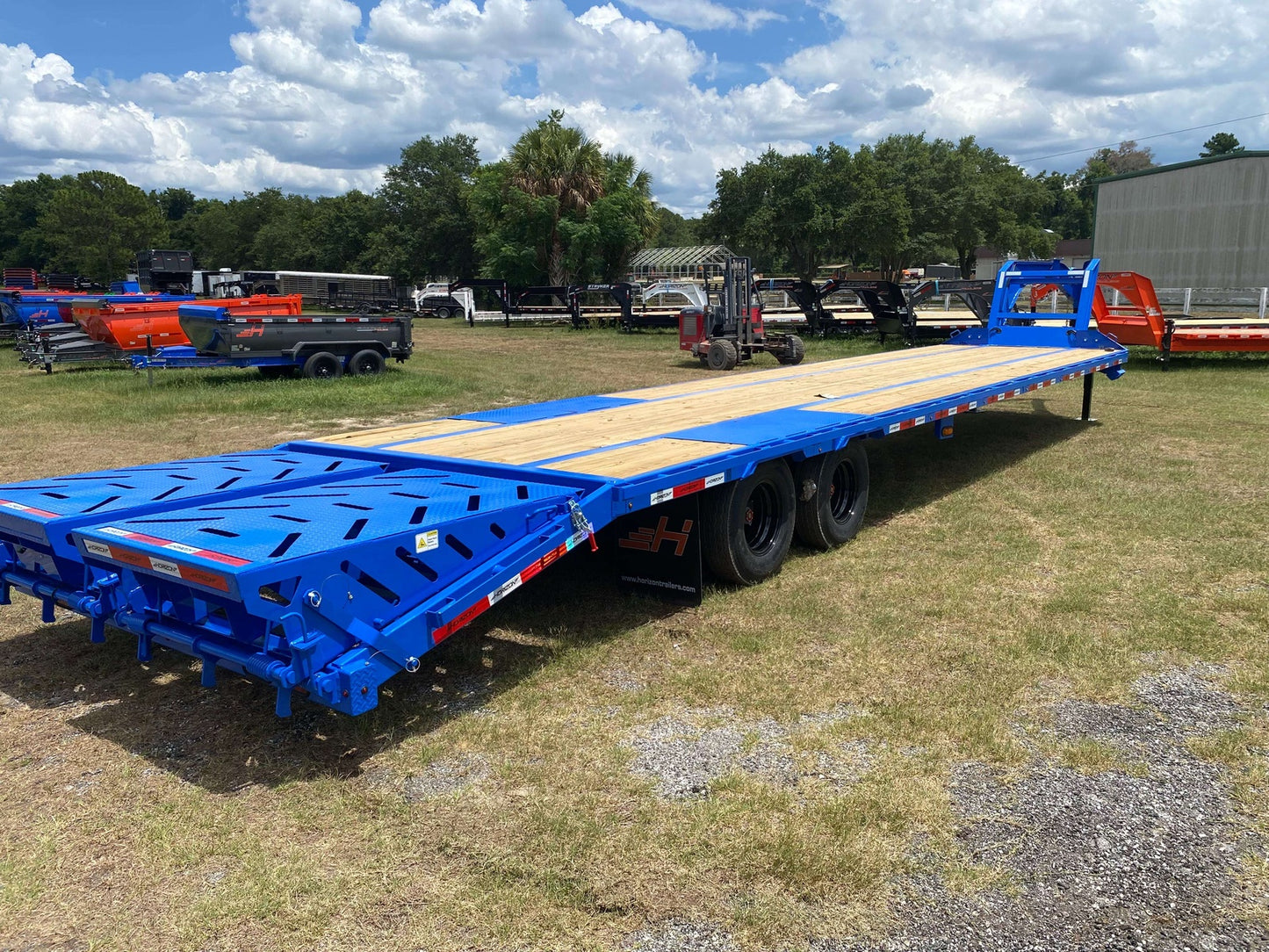 40' FHZ Gooseneck 2-12k Axles Mega Ramps 004056 - Gooseneck Flatbed CDL - Stryker Dealership Group