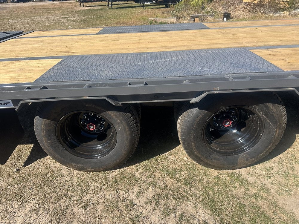 40' FHZ Gooseneck Deckover (2) 10K Axles Mega Ramps - Dual Wheel Deckover/DO 10K MR DW - Stryker Dealership Group