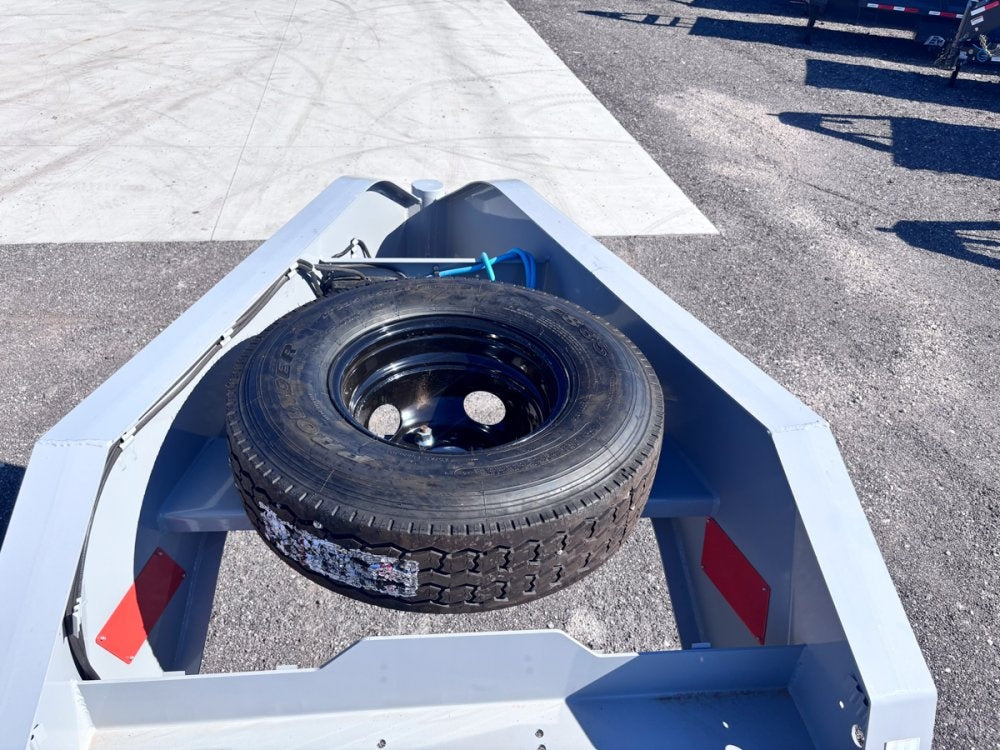 40' FHZ Gooseneck Deckover (2) 10K Axles Mega Ramps - Hydraulic Jacks - Dual Wheel Deckover/DO 10K MR DW - Stryker Dealership Group