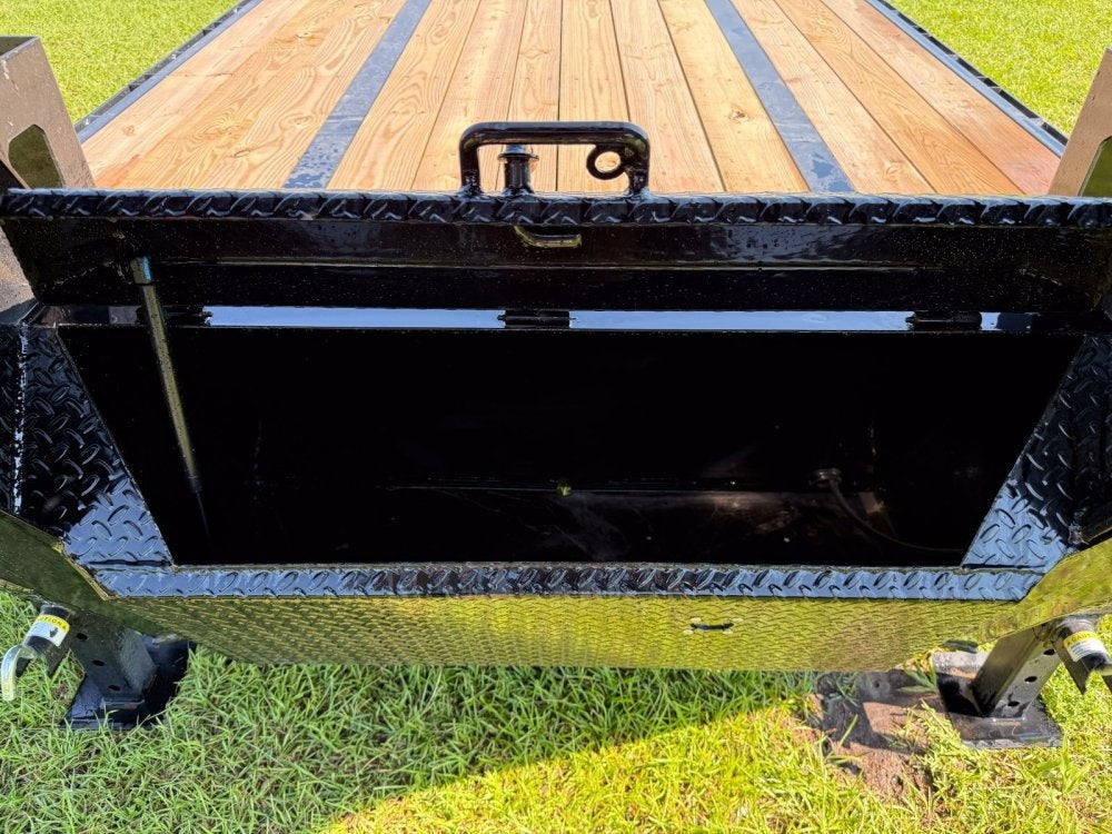 40' FHZ Gooseneck Deckover (2) 12K Axles Mega Ramps 25.9 GVWR - Dual Wheel Deckover - DO 12K MR - Stryker Dealership Group