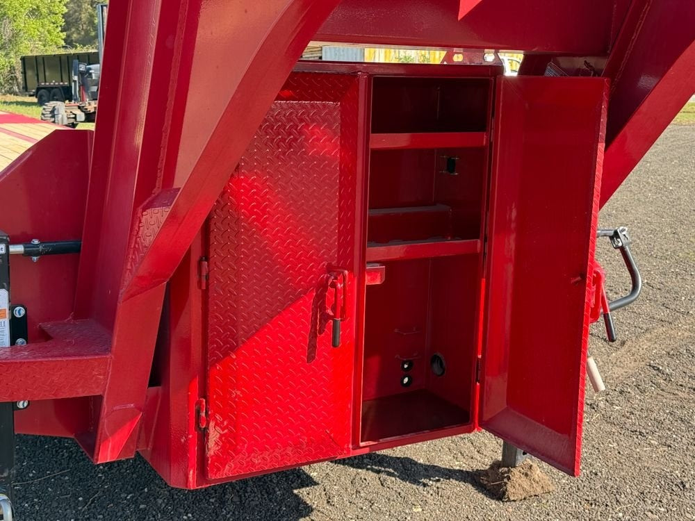 40' FHZSS Gooseneck Deckover (2) 10K Axles Super Single 18 Ply Tires Mega Ramps - Deckover Trailers/Hotshot - Stryker Dealership Group