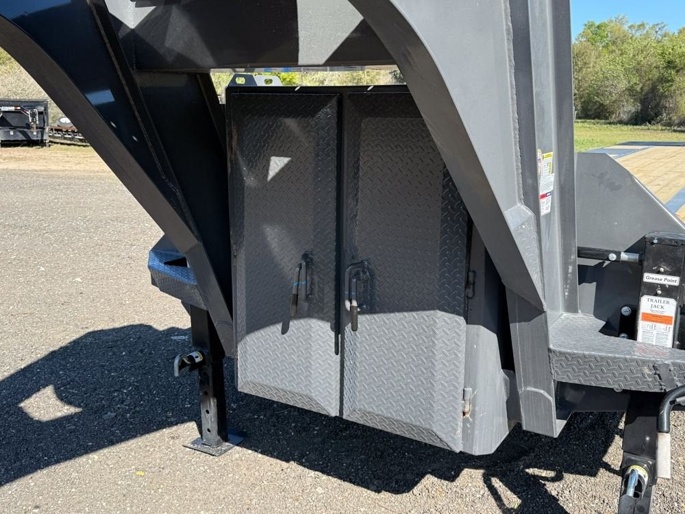40' FHZSS Gooseneck Deckover (2) 10K Axles Super Single 18 Ply Tires Mega Ramps - Deckover Trailers/Hotshot - Stryker Dealership Group