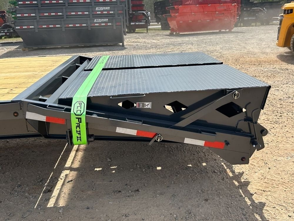 40' FS Gooseneck Mega Ramps 8k Axles 16 Ply Tires with Spare - 8K MR/Deckover Trailers - Stryker Dealership Group