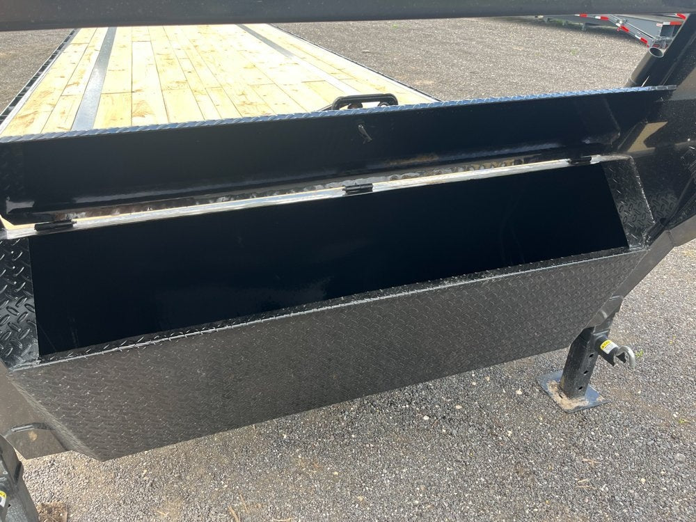 40' FTZ Gooseneck (2) 8k Axles - Mega Ramps - 16k GVWR - 14ply Tires plus Spare - 16# IB - Ratchet R - 8K MR/Deckover Trailers - Stryker Dealership Group