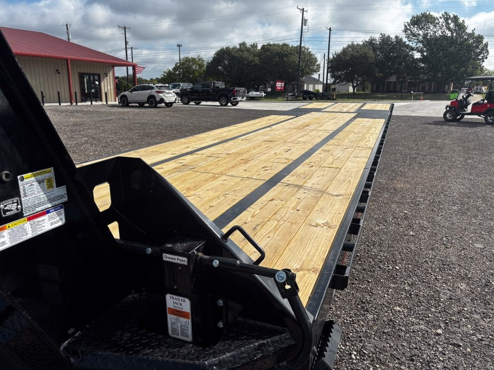 40' FYZ Gooseneck Flat deck Hydraulic Dovetail 12K Axles - Hydraulic Dovetail - Dual Wheel Deckover - Stryker Dealership Group