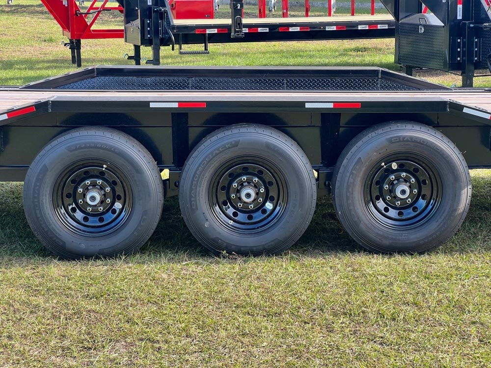 40' Gooseneck 21k GVWR Drive Over Fenders 015140 - Equipment Trailers - Stryker Dealership Group