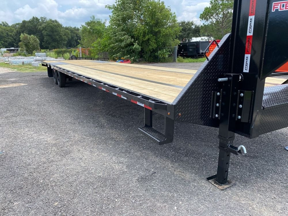40' Hotshot Elite Gooseneck SD 10k Axles - Derated 12k GVWR - 18ply Tires & Spare & 10' Aluminum Ram - Hotshot Non-CDL - Stryker Dealership Group