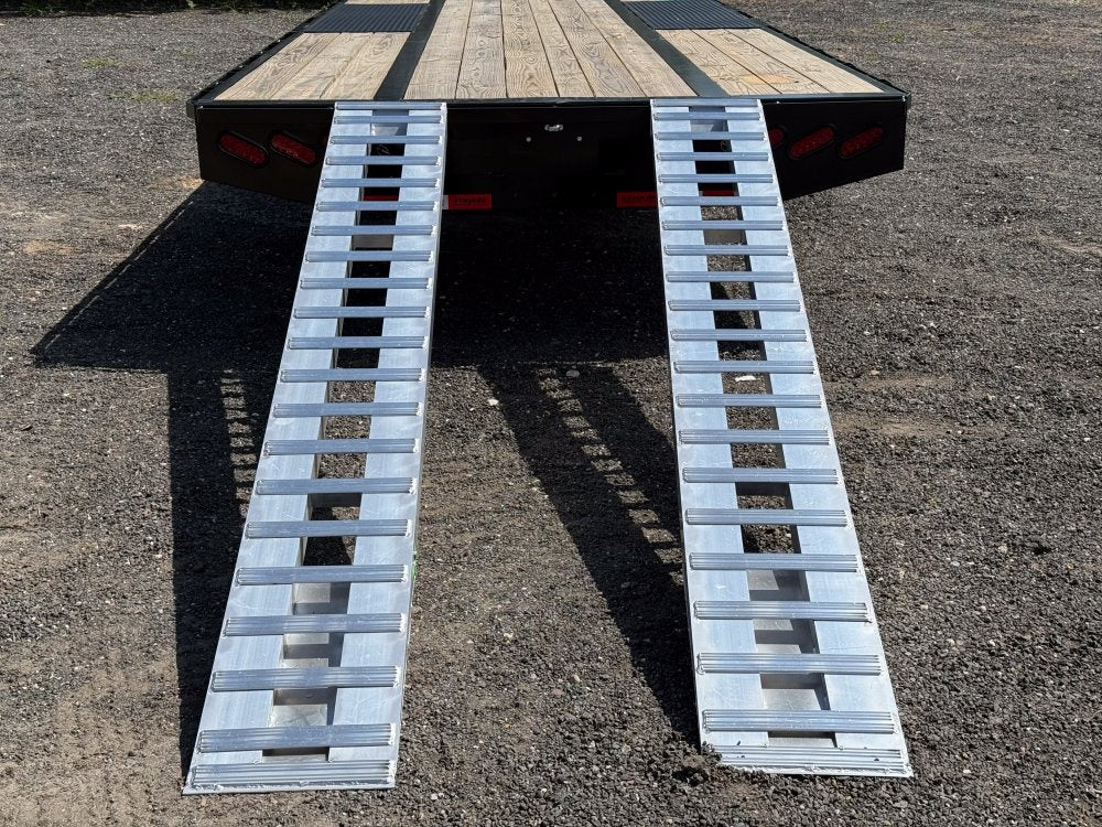 40' Hotshot Elite Gooseneck SD 10k Axles - Derated 12k GVWR - 18ply Tires & Spare & 10' Aluminum Ram - 10K SD SS/Deckover Trailers - Stryker Dealership Group