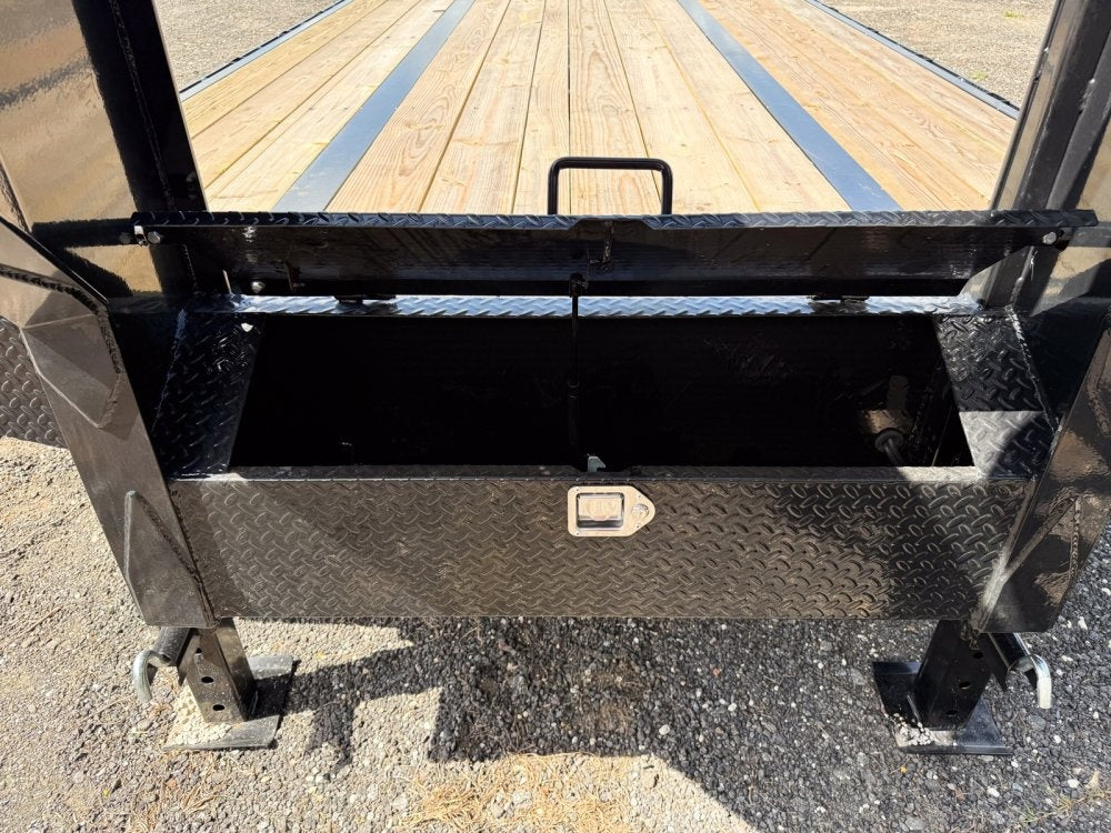 40' Hotshot Elite Gooseneck SD 10k Axles - Derated 12k GVWR - 18ply Tires & Spare & 10' Aluminum Ram - DO 10K SD SS/Deckover Trailers - Stryker Dealership Group