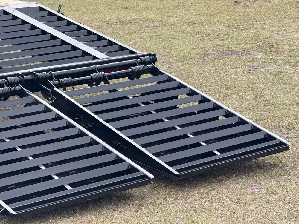 40' Stryker Gooseneck (2) 8K Axles Mega Ramps 14 ply Tires - Hotshot Non-CDL/DO 8K MR - Stryker Dealership Group