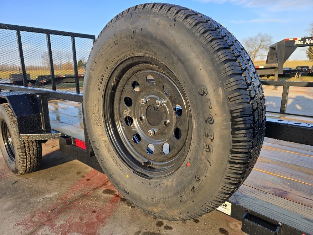 14' Utility Trailer (1) 3.5K Axle, 77" Wide 4' Gate 003807