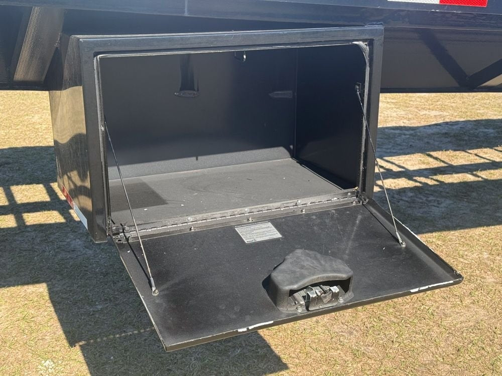50' Wedge 21k GVWR - Wedge 3 Car Hauler/Three Car - Stryker Dealership Group