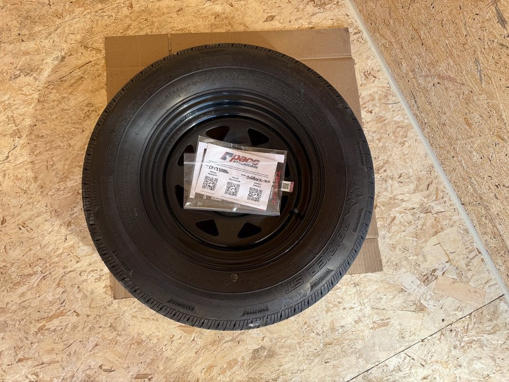 5 x 8 Outback DLX Flat Top V Nose (1) - 3500 lb Axle - Enclosed - Stryker Dealership Group