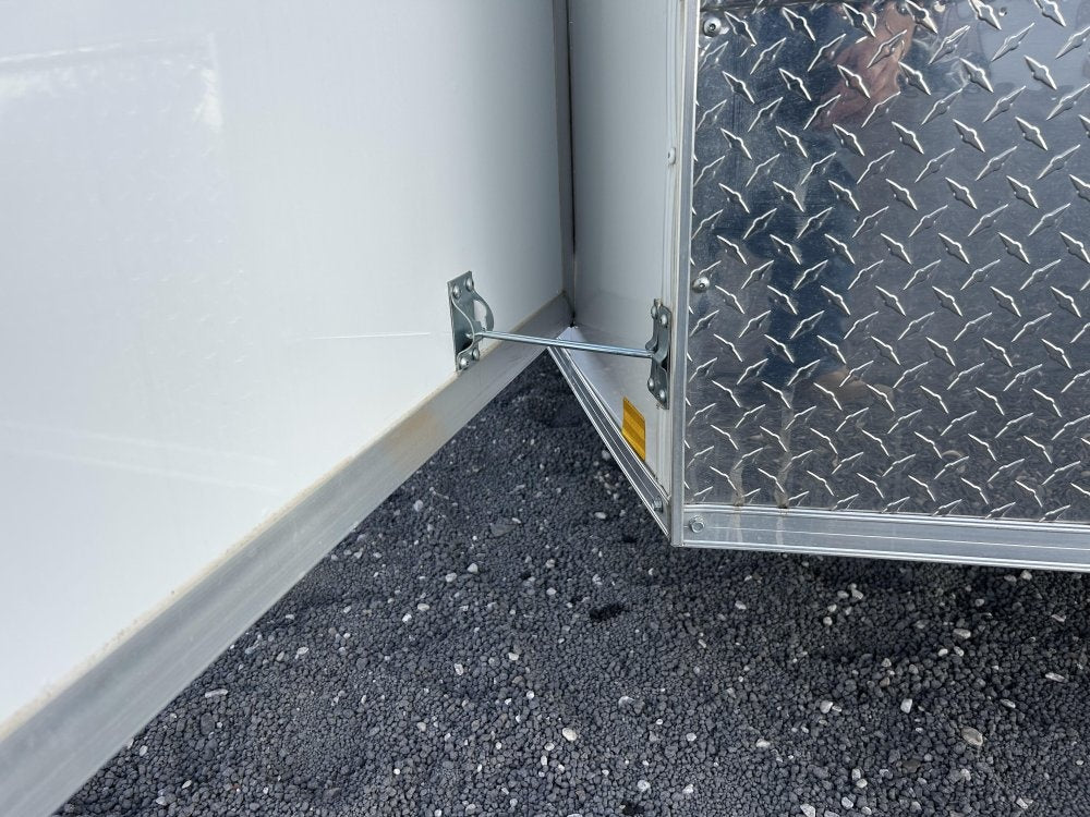 7' x 14' Traverse DLX Flat Top V Nose (2) - 3500 lb Axle - Enclosed - Stryker Dealership Group