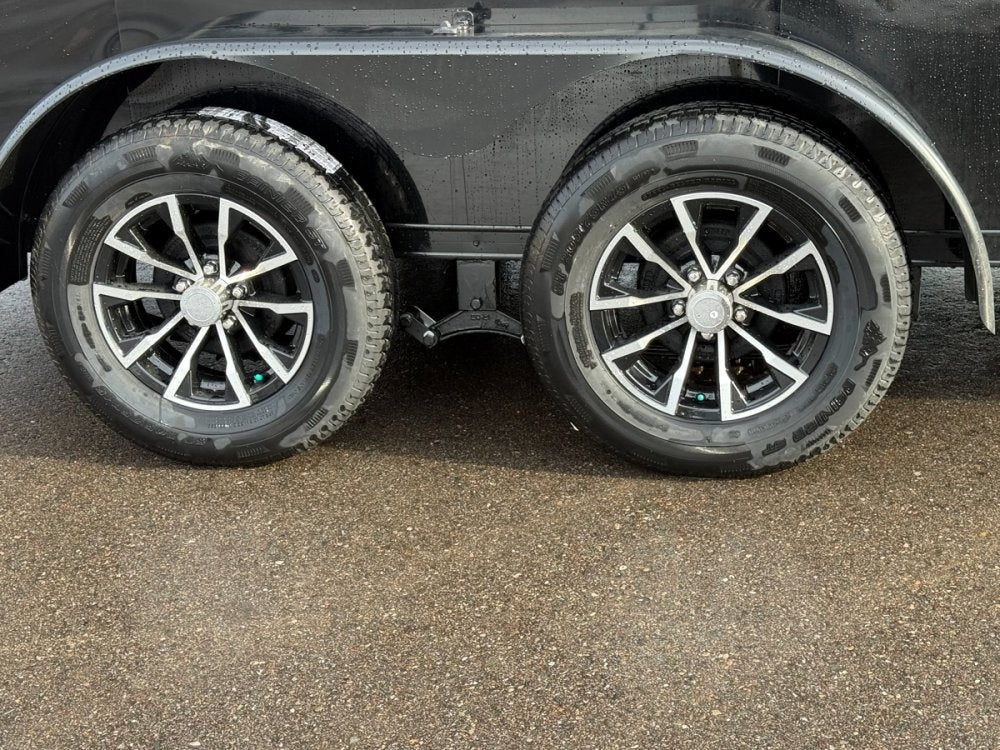 7 x 16 Look Trailers ST DLX Flat Top V Nose Enclosed Trailer - (2) 3.5k lb Axles - Enclosed - Stryker Dealership Group