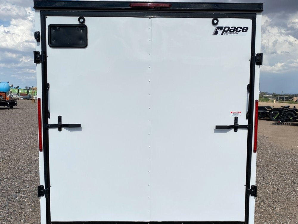 7 x 16 Outback DLX Flat Top V Nose (2) - 3500 lbs Axles - Enclosed - Stryker Dealership Group