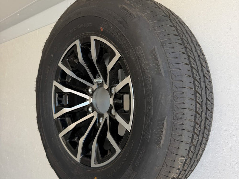 8.5 x 20 Journey SE Flat Top Sloped V Nose Car Hauler (2) 5200 lbs Axles 146231 - Stryker Dealership Group