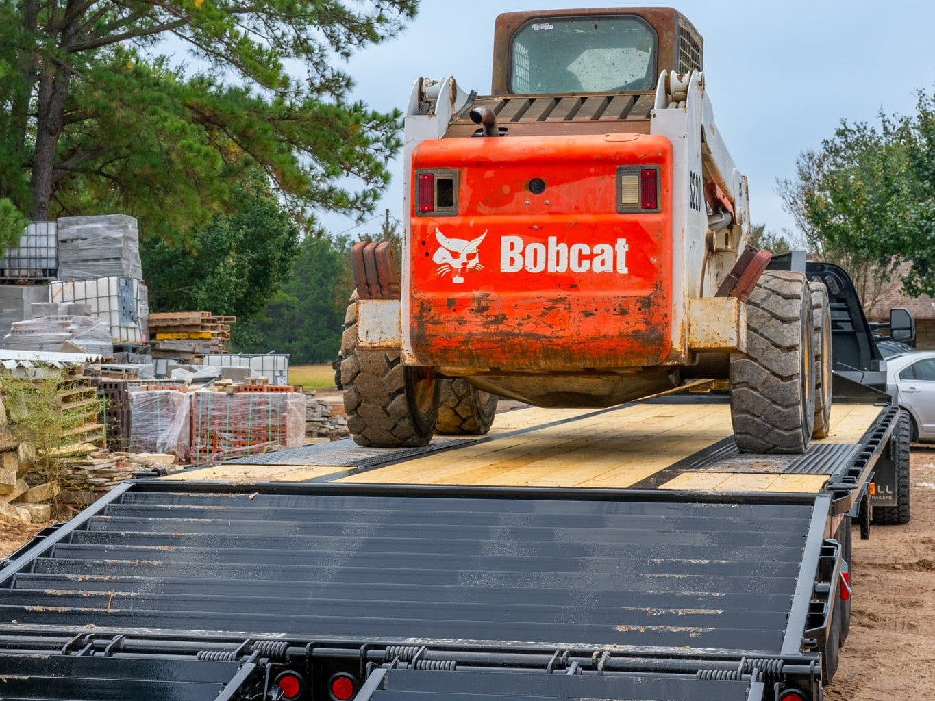 Norstar FXG Gooseneck Deckover Trailer