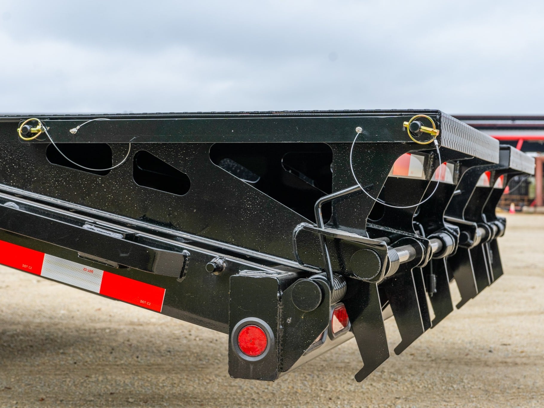 Norstar FXG Gooseneck Deckover Trailer