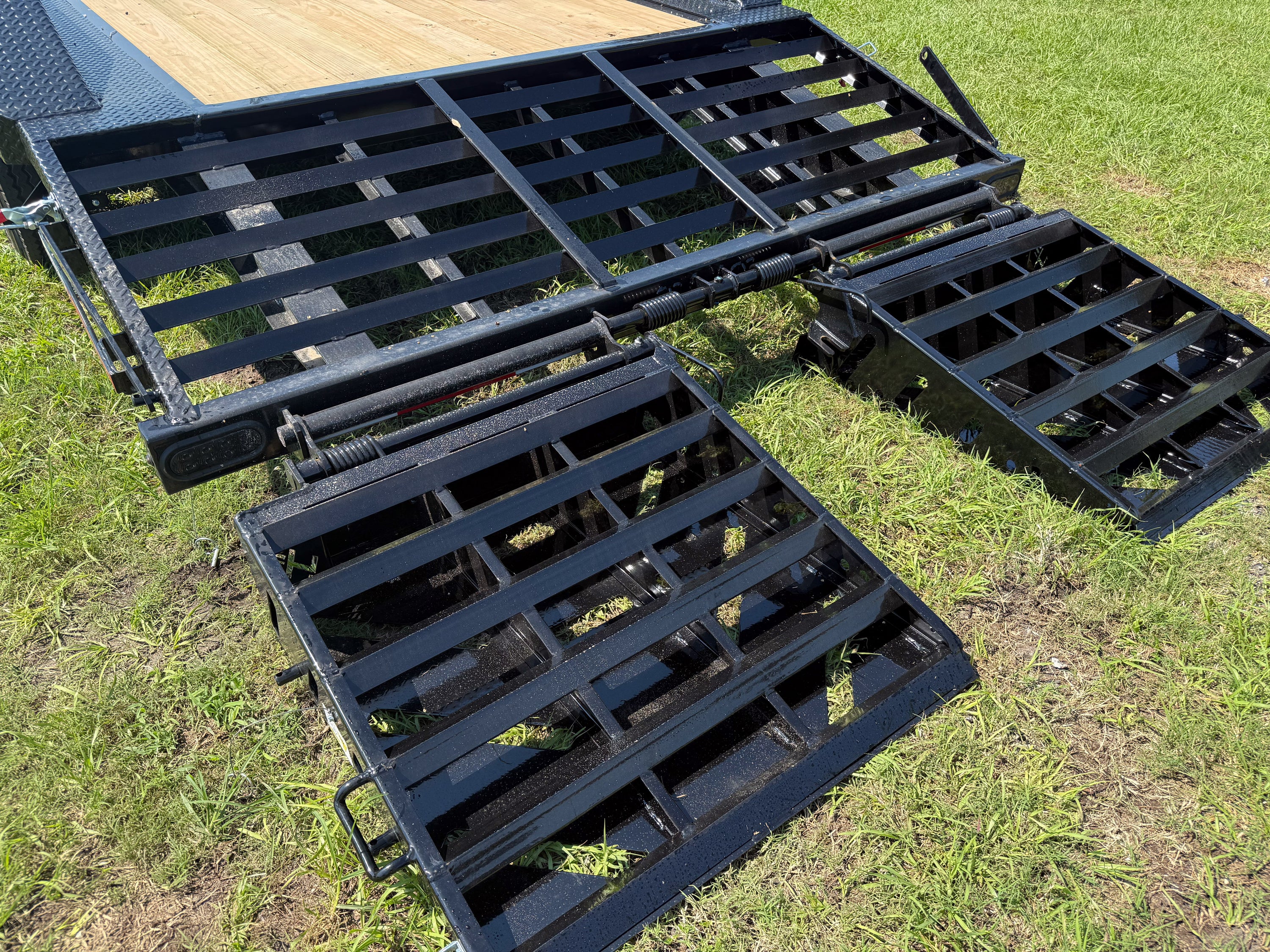 Horizon HEH Drive Over Fenders Bumper Pull Equipment Trailer