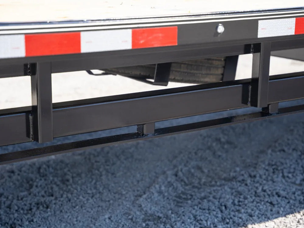 Max Light 40′ Gooseneck Flatbed Trailer