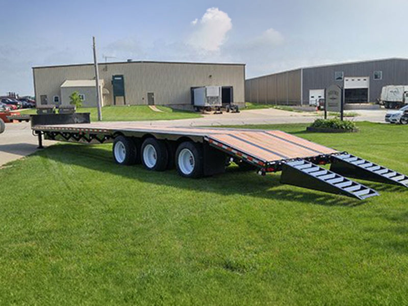 Behnke Semi-Style Ramp Trailer - Stryker Dealership Group