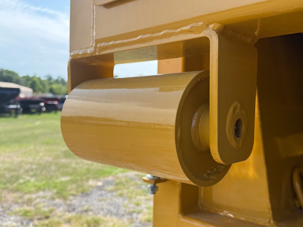 Dura - Haul Gooseneck Roll Off Package - Stryker Dealership Group