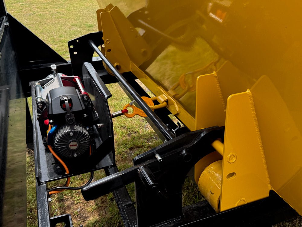 Dura - Haul Gooseneck Roll Off Package - Stryker Dealership Group