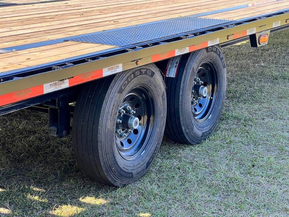 FTZ 40' Gooseneck (2) 8k Axles - Mega Ramps - 16k GVWR - 14ply Tires - 16# IB - Ratchet Rail FTZ40GN8KBKMR - Ghost 40ft Flatdeck with Mega Ramps - Stryker Dealership Group