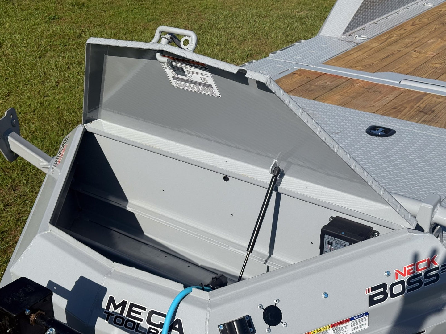 Horizon ETZ Bumper Pull Equipment Tilt Trailer - Stryker Dealership Group