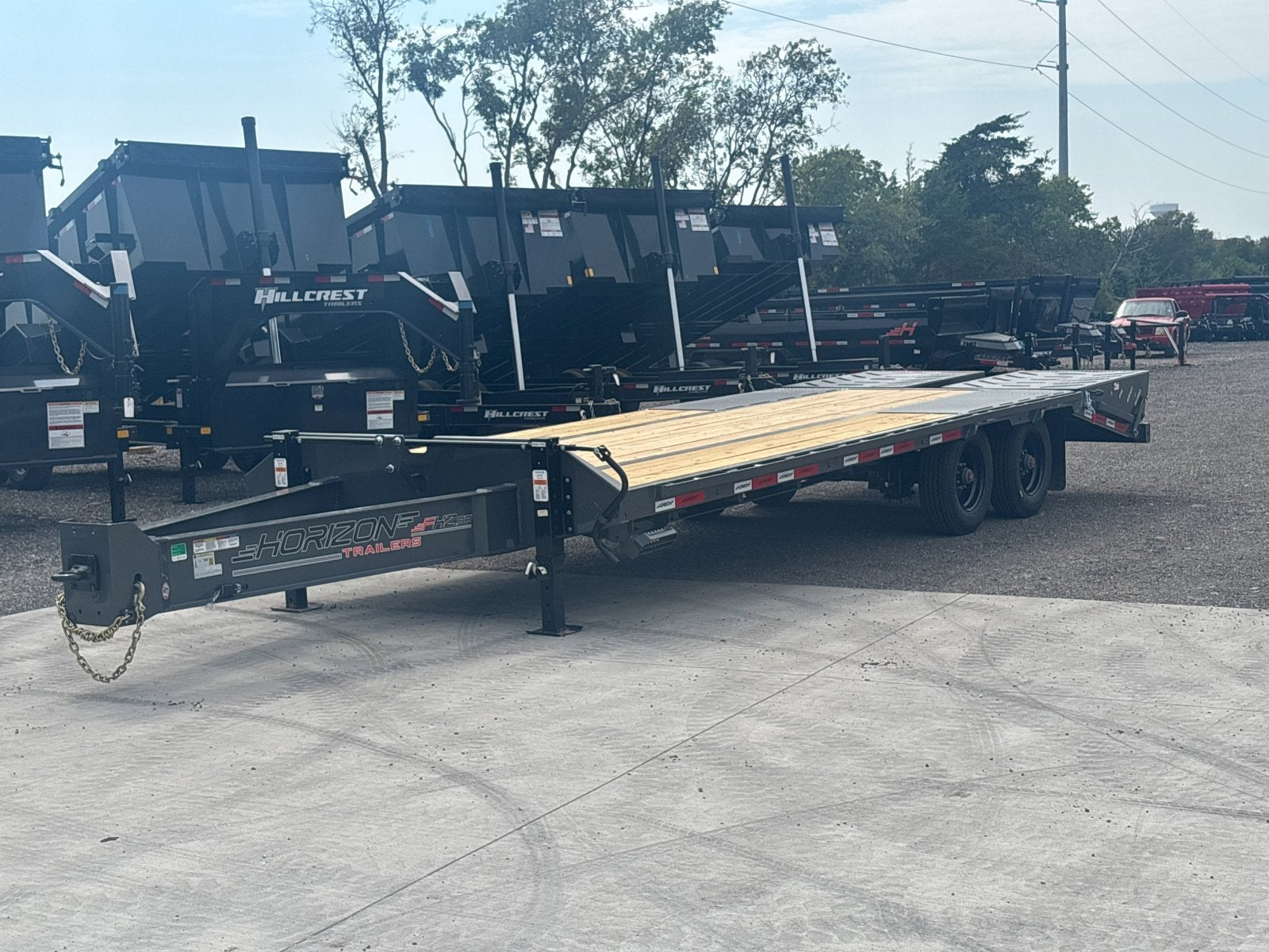 Horizon FHZSS Pintle Hitch Deckover Trailer - Stryker Dealership Group