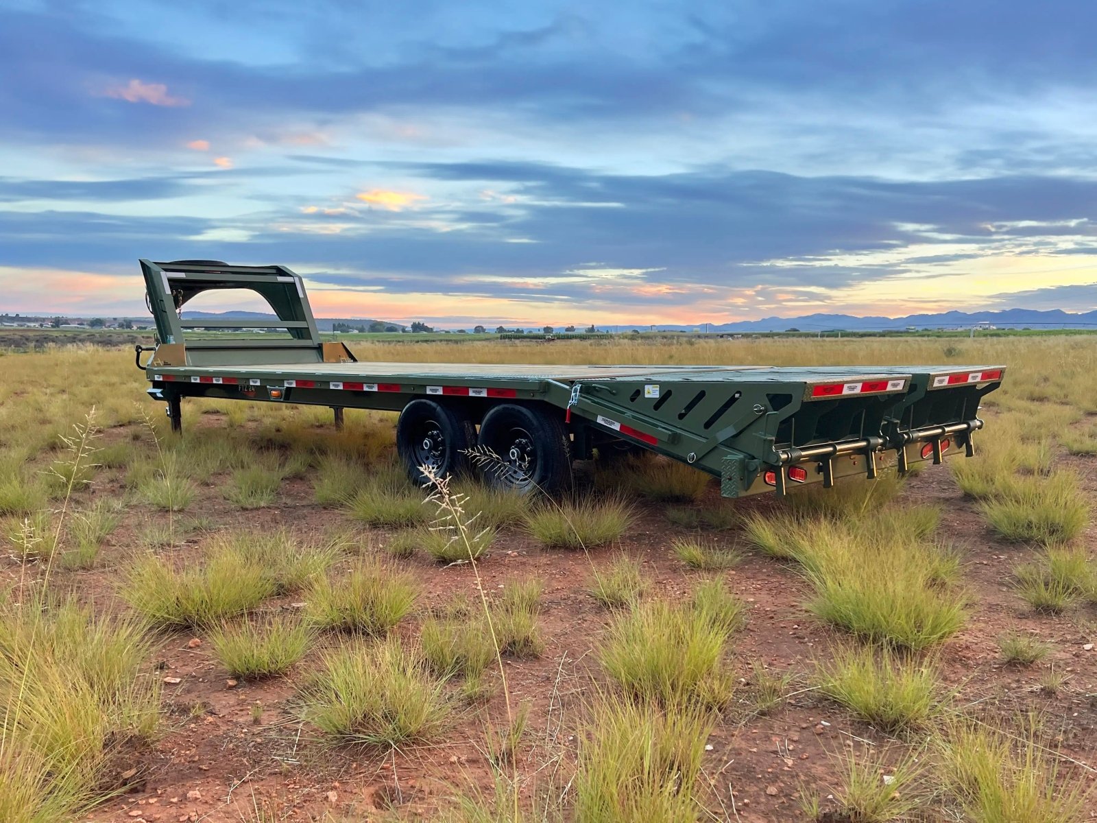 Horizon FTZ Gooseneck Flatbed - Stryker Dealership Group