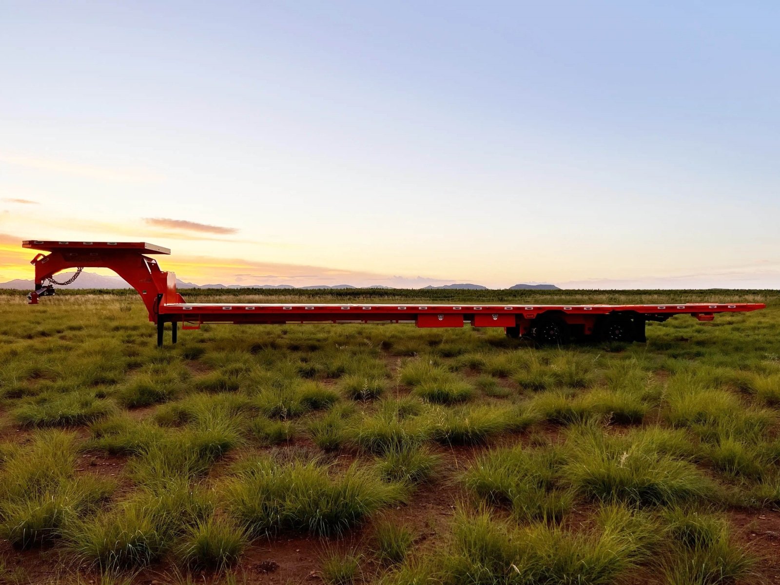 Horizon HYZ Hydraulic Flatdeck Trailer - Stryker Dealership Group