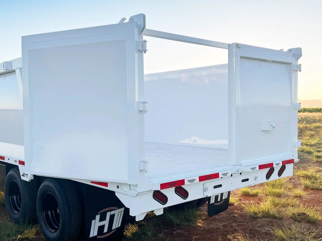 Horizon HZH Dump Trailer - Stryker Dealership Group