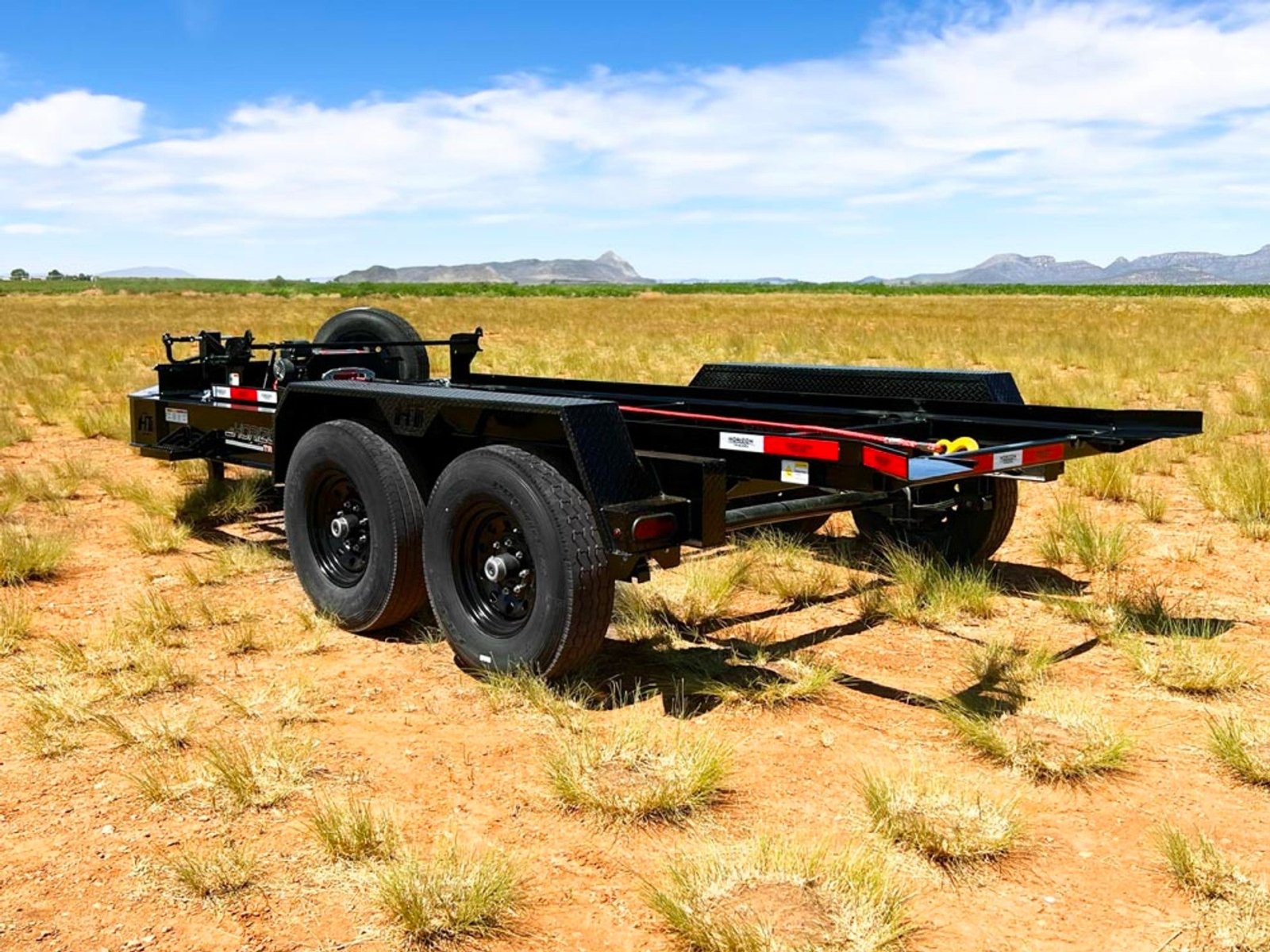 Horizon RDZ Roll Off Trailer - Stryker Dealership Group