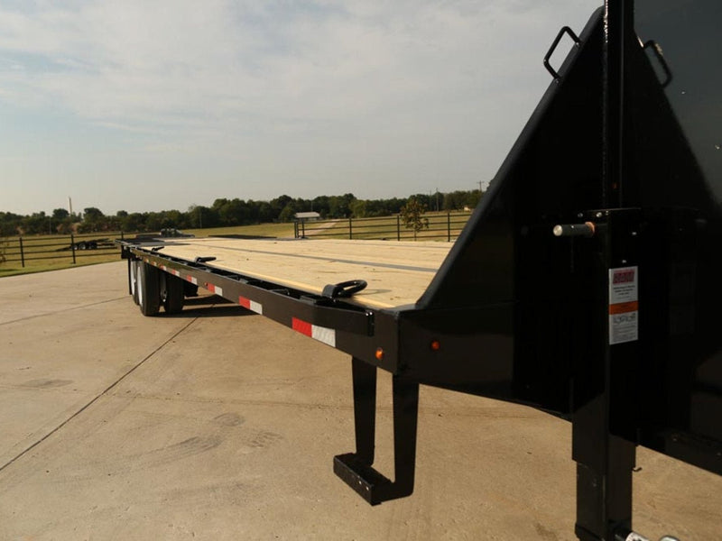 Lamar FG Gooseneck Hydraulic Dovetail Trailer - Stryker Dealership Group