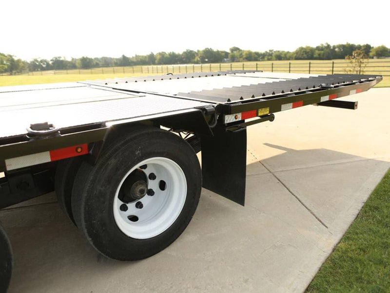 Lamar FG Gooseneck Hydraulic Dovetail Trailer - Stryker Dealership Group
