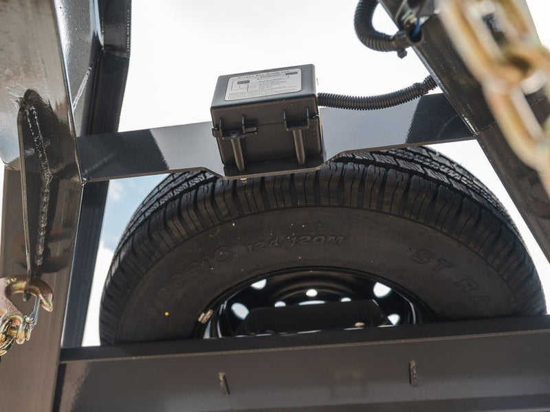 Lamar H8 Gooseneck Equipment Trailer - Stryker Dealership Group