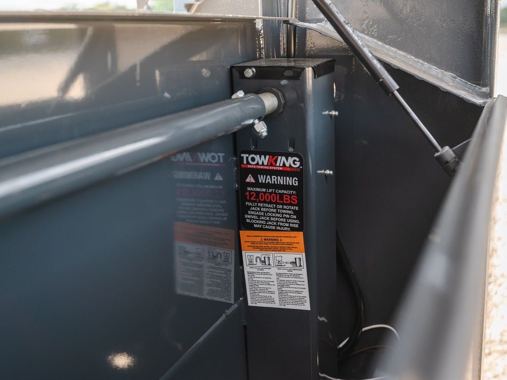 Lamar H8 Gooseneck Equipment Trailer - Stryker Dealership Group